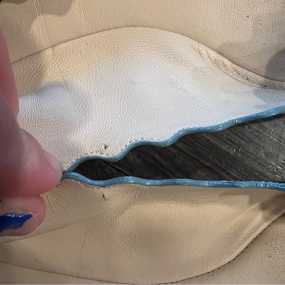 Chloe Black Crinkled Patent Leather Ballet Flats - Picture 4 of 7